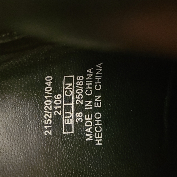 Zara Black Leather Booties with Cutouts - Picture 9 of 9